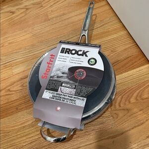 The Rock by Starfrit 11" Scratch Resistant Non-Stick & Oven Safe Deep Fry Pan